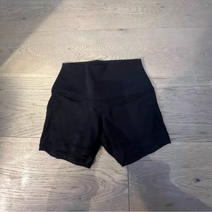 Lululemon booty shorts